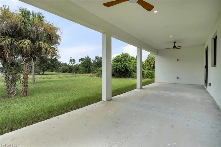 831 Bently St E, Lehigh Acres, Florida 33974