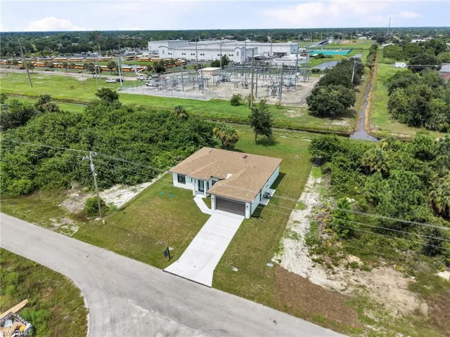 831 Bently St E, Lehigh Acres, Florida 33974