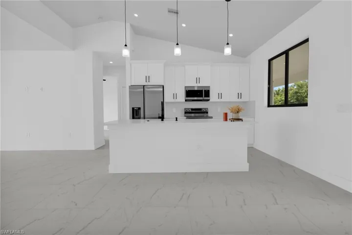 831 Bently St E, Lehigh Acres, Florida 33974