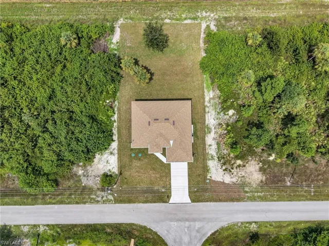 831 Bently St E, Lehigh Acres, Florida 33974