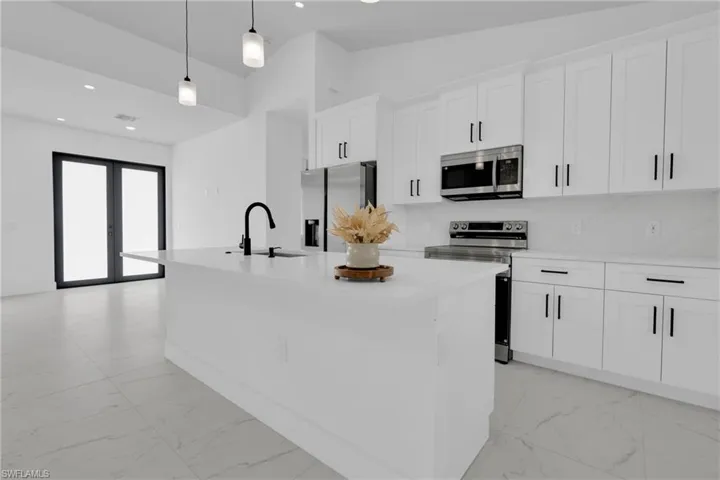 831 Bently St E, Lehigh Acres, Florida 33974