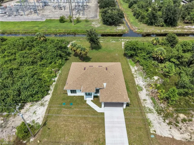 831 Bently St E, Lehigh Acres, Florida 33974
