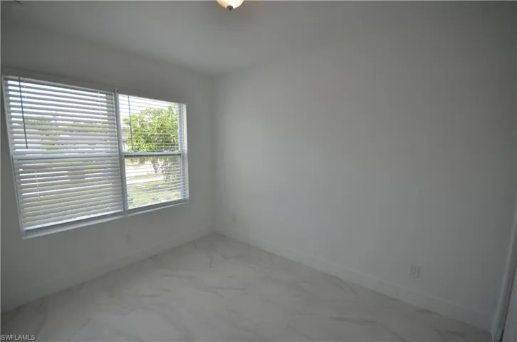 2197 Davis Ct, Fort Myers, Florida 33916