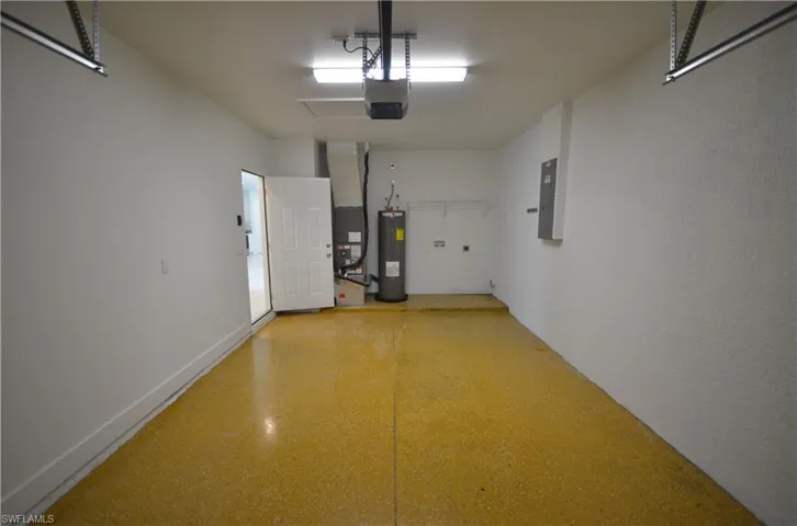 2197 Davis Ct, Fort Myers, Florida 33916