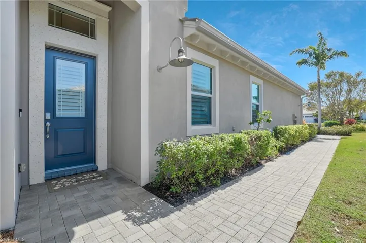 5665 Highbourne Dr, Naples, Florida 34113