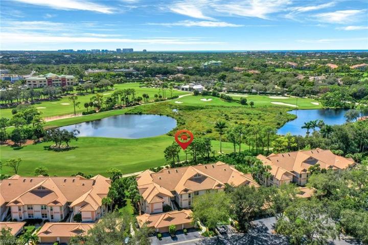Enjoy your preserve, Golf course and lake views!