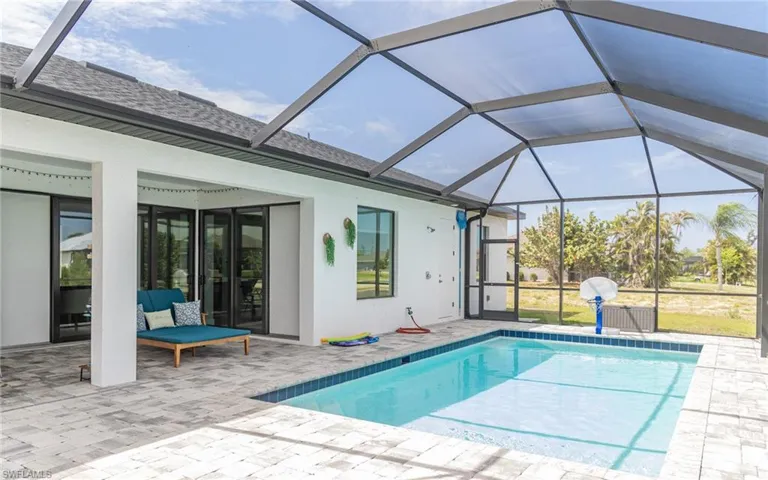 1001 SW 37th ST, CAPE CORAL FL 33914