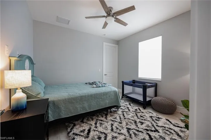 1001 SW 37th ST, CAPE CORAL FL 33914