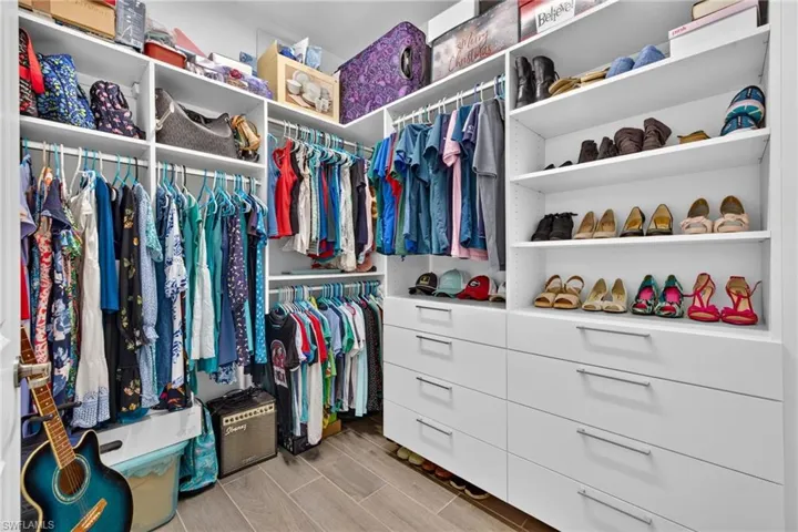 California Closets built in system