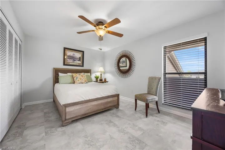2065 W Lakeview Blvd 5, North Fort Myers, Florida 33903