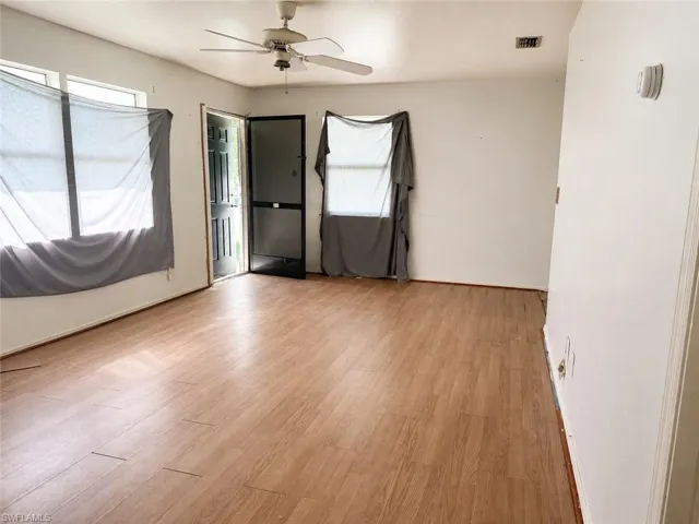 406 San Diego St, North Fort Myers, Florida 33903