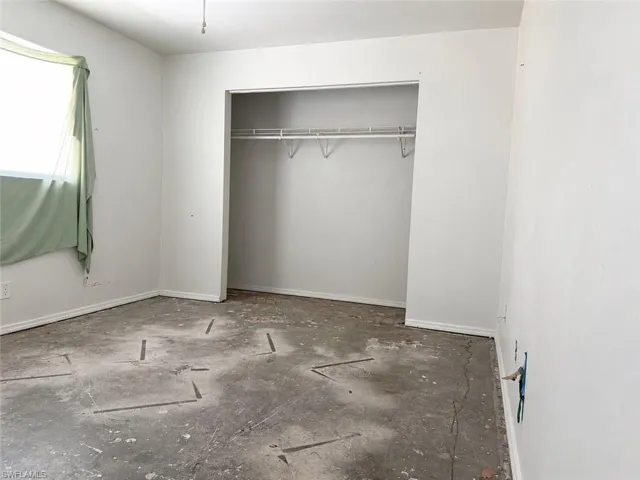 406 San Diego St, North Fort Myers, Florida 33903