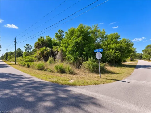 754 Aprile Ave S Ave S, Lehigh Acres, Florida 33974