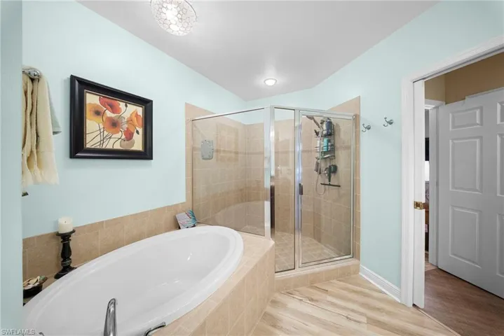 13861  Avon Park  CIR, Fort Myers, FL 33912