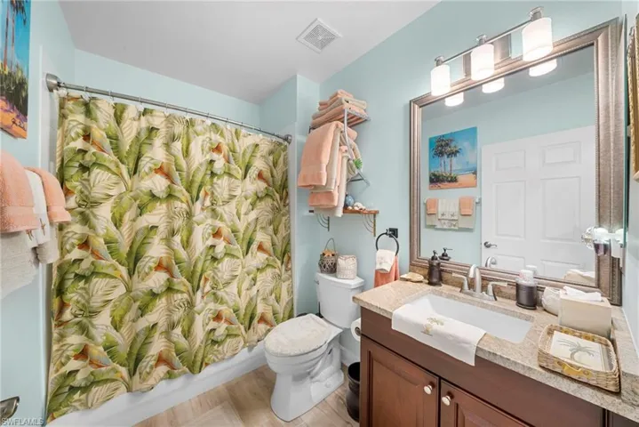 13861 Avon Park Cir 103, Fort Myers, Florida 33912
