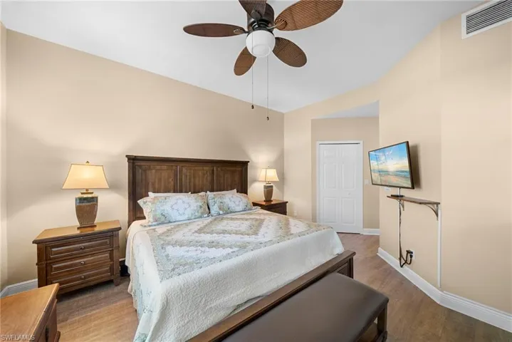 13861  Avon Park  CIR, Fort Myers, FL 33912