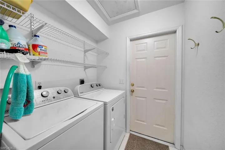 813 Sw 11th Pl, Cape Coral, Florida 33991