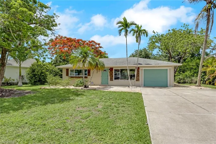 10271 Carolina St, Bonita Springs, Florida 34135