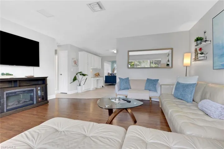 10271 Carolina St, Bonita Springs, Florida 34135