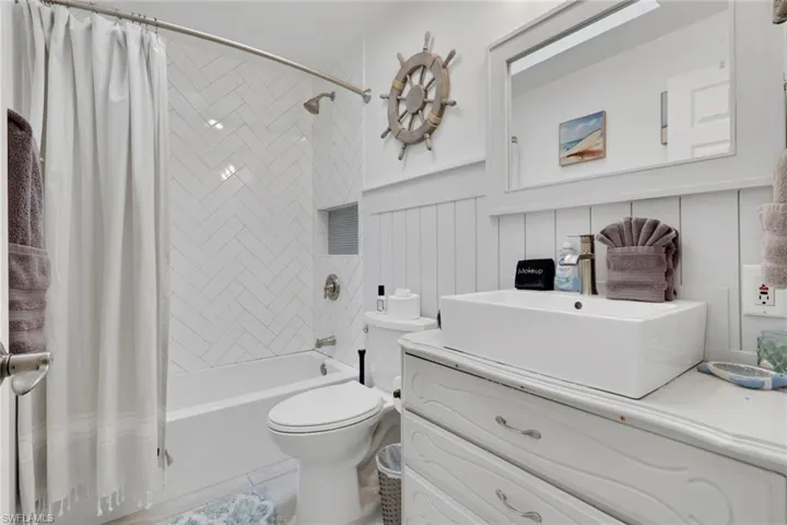 10271 Carolina St, Bonita Springs, Florida 34135