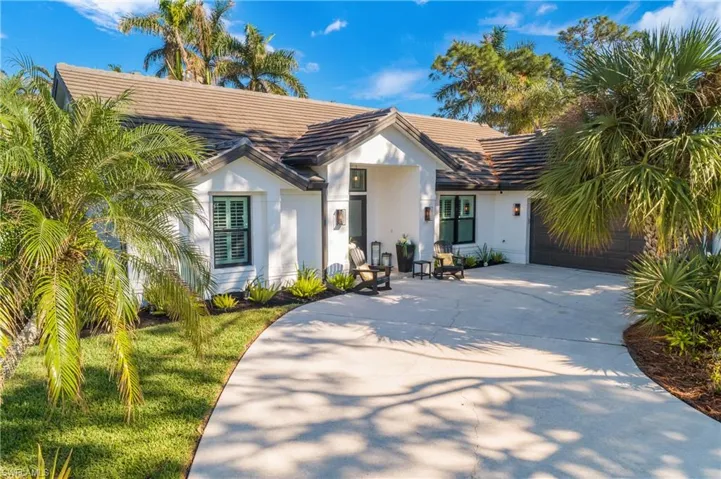 28875  Winthrop  CIR, Bonita Springs, FL 34134