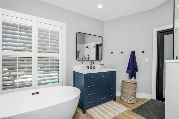 28875  Winthrop  CIR, Bonita Springs, FL 34134