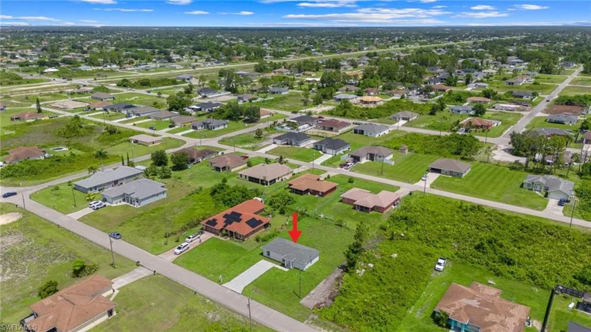 Birds eye view of property