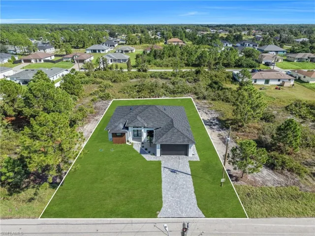 2810 42nd St W, Lehigh Acres, Florida 33971