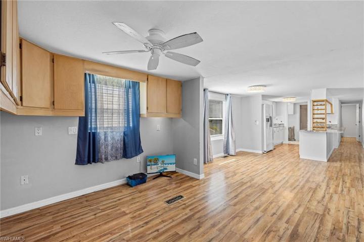 300 Cape Sable DR, NAPLES FL 34104