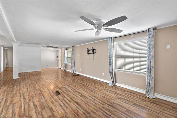 300 Cape Sable DR, NAPLES FL 34104