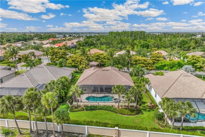 5609  Whispering Willow  WAY, Fort Myers, FL 33908