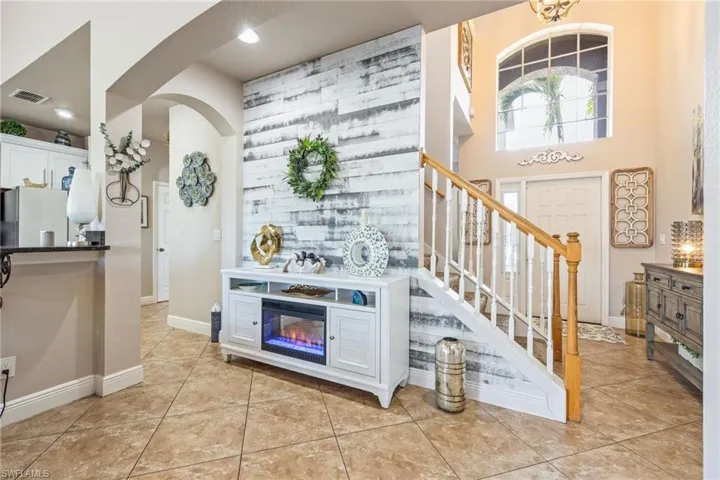 11398 Lake Cypress Loop, Fort Myers, Florida 33913