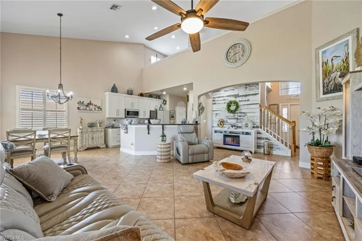 11398 Lake Cypress Loop, Fort Myers, Florida 33913