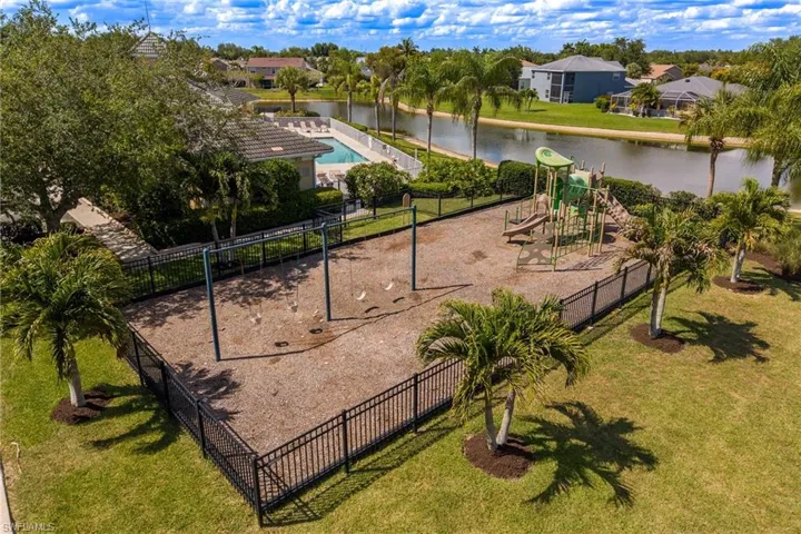 11398 Lake Cypress Loop, Fort Myers, Florida 33913