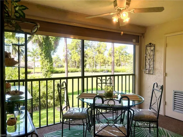 5841 Rattlesnake Hamm Rd I-203, Naples, Florida 34113