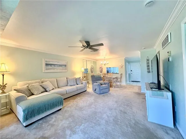 5841 Rattlesnake Hamm Rd I-203, Naples, Florida 34113