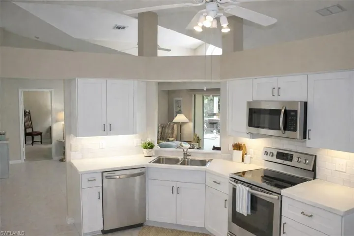 Virtually renovated Kitchen