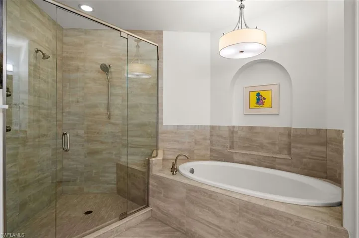 4731 Via Del Corso Ln 202, Bonita Springs, Florida 34134