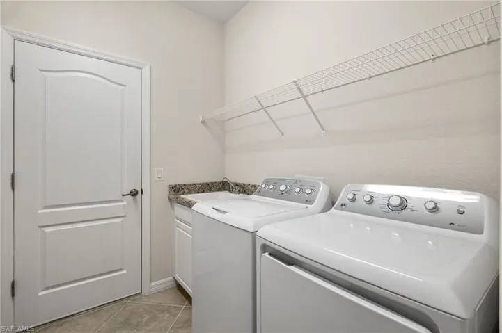 11965  Bay Oak  DR, Fort Myers, FL 33913