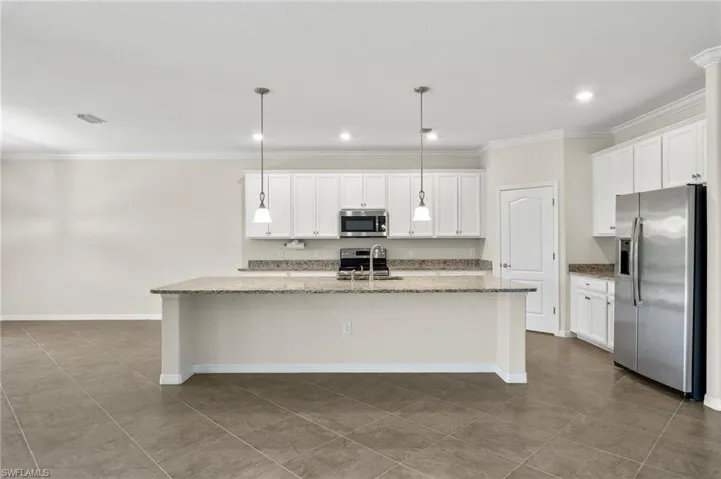 11965  Bay Oak  DR, Fort Myers, FL 33913