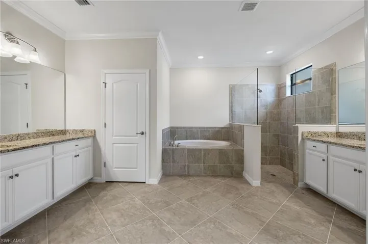 11965  Bay Oak  DR, Fort Myers, FL 33913