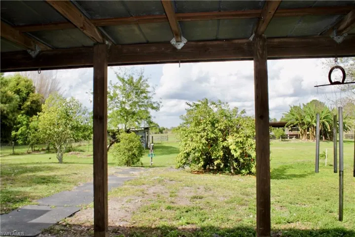 Elevated barn mats from house to stables