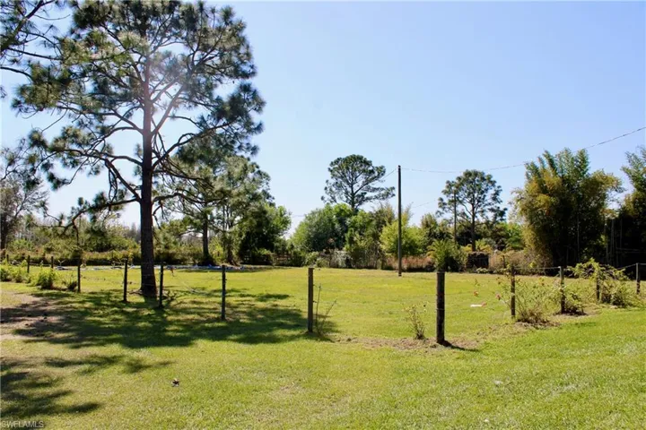 1121  Carson SW DR, Labelle, FL 33935