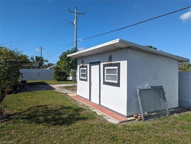 4355 NEW ST, FORT MYERS FL 33905