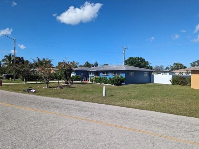 4355 NEW ST, FORT MYERS FL 33905