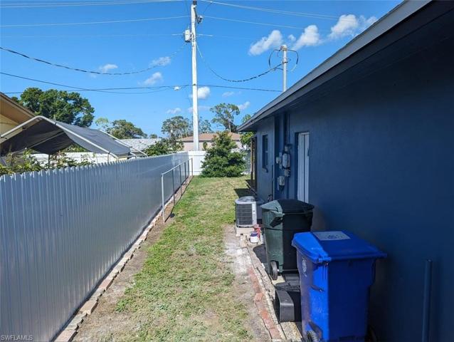 4355 NEW ST, FORT MYERS FL 33905