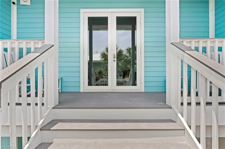 Grand entrance with composite decking