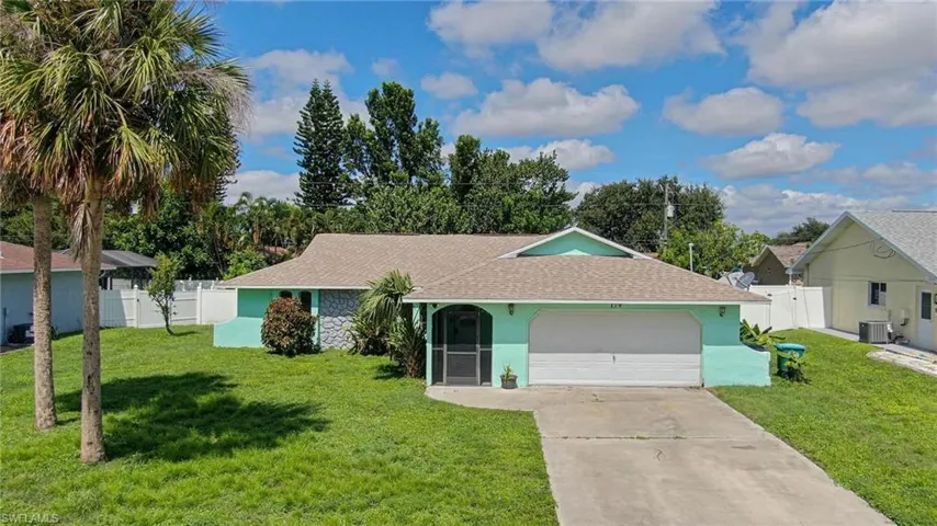 179 Se 4th St, Cape Coral, Florida 33990