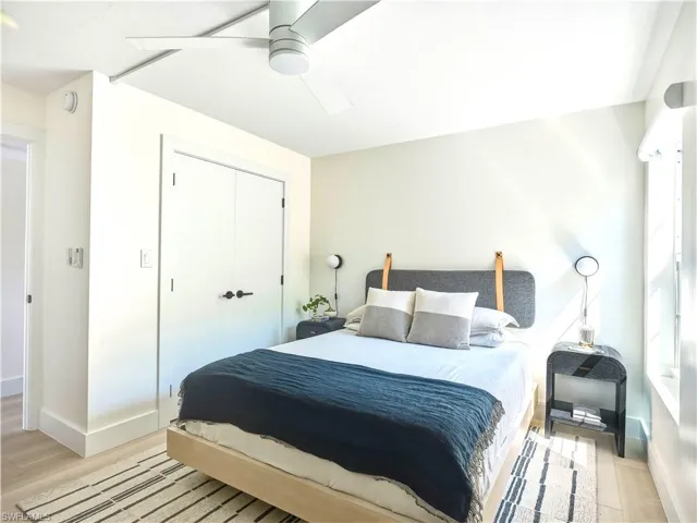 322 Harbour Dr 104d, Naples, Florida 34103
