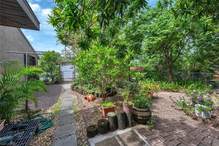 1741  45th SW TER, Naples, FL 34116